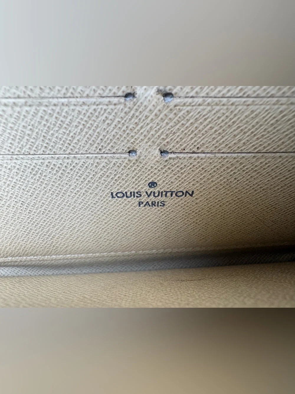 Authentic Louis Vuitton Damier Azur Zippy Wallet Full Zip Around Checkered